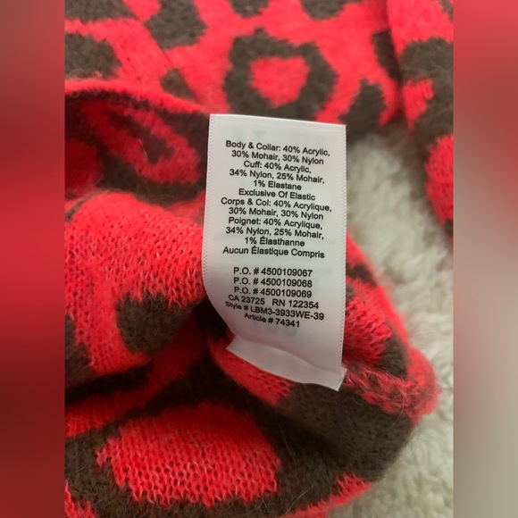 TNA Utica Sweater - Picture 7 of 7